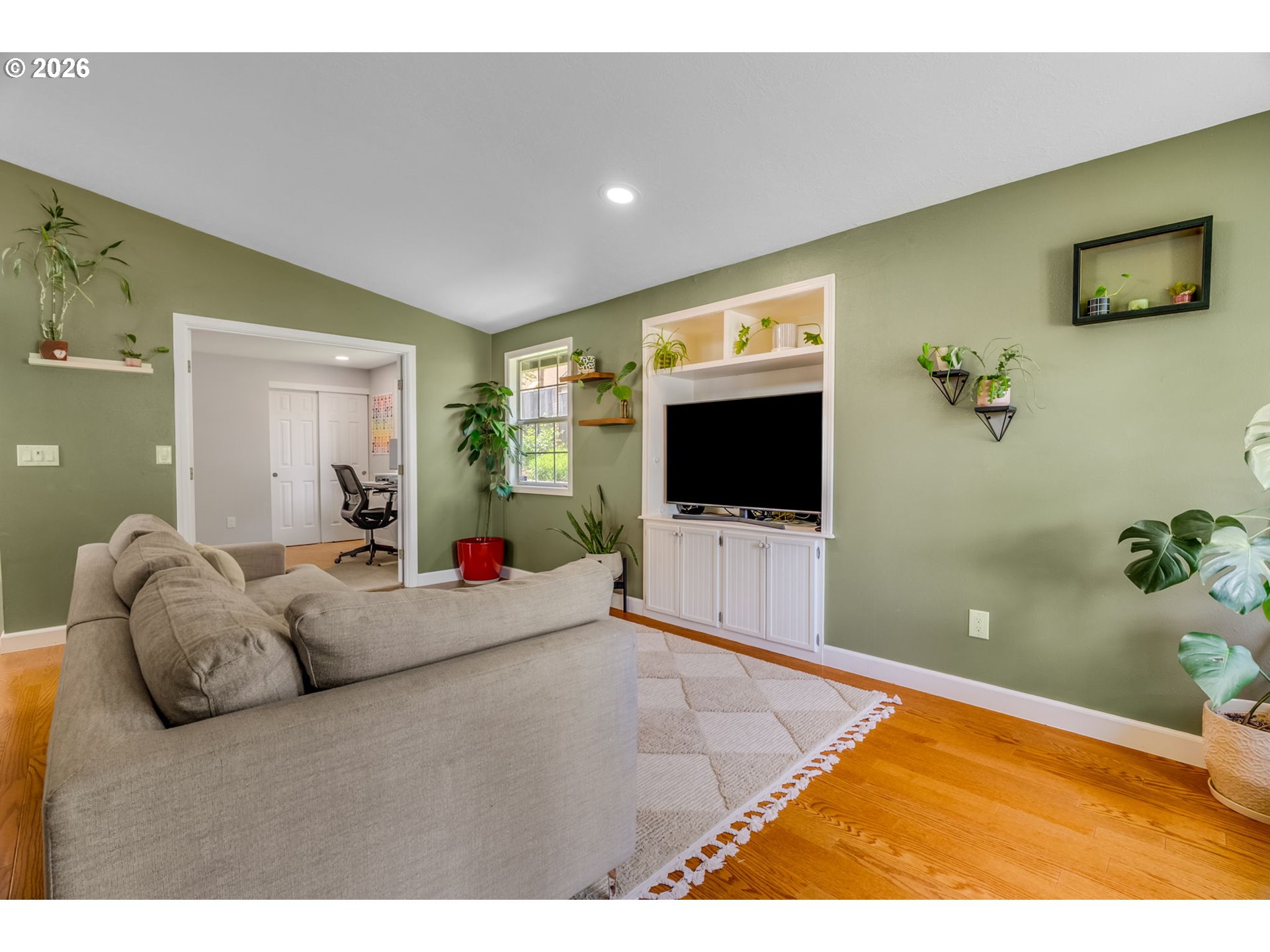1634 Southwest Spring Garden Street Portland, OR 97219 - Photo 8 of 45 Gallery Image 8