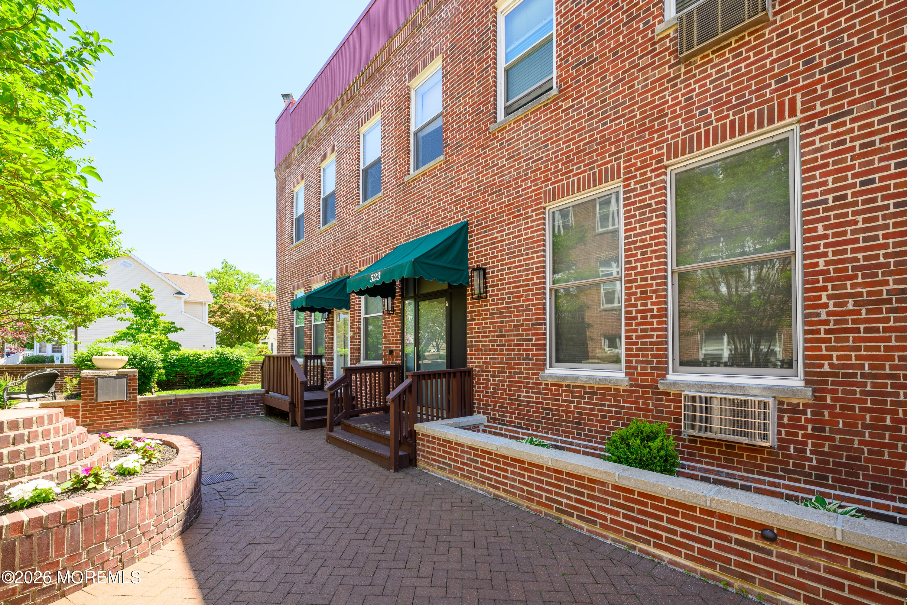 523 Trinity Place, Unit 2DS Westfield, NJ 07090 - Photo 1 of 30 523_Trinity_Pl-17