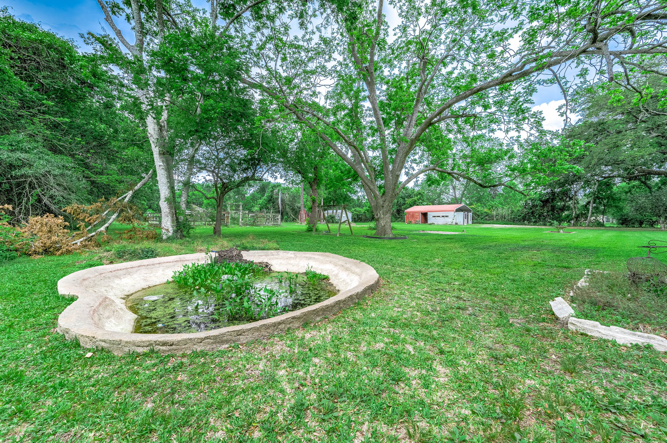 600 South Walker Street Angleton, TX 77515 - Photo 20 of 50