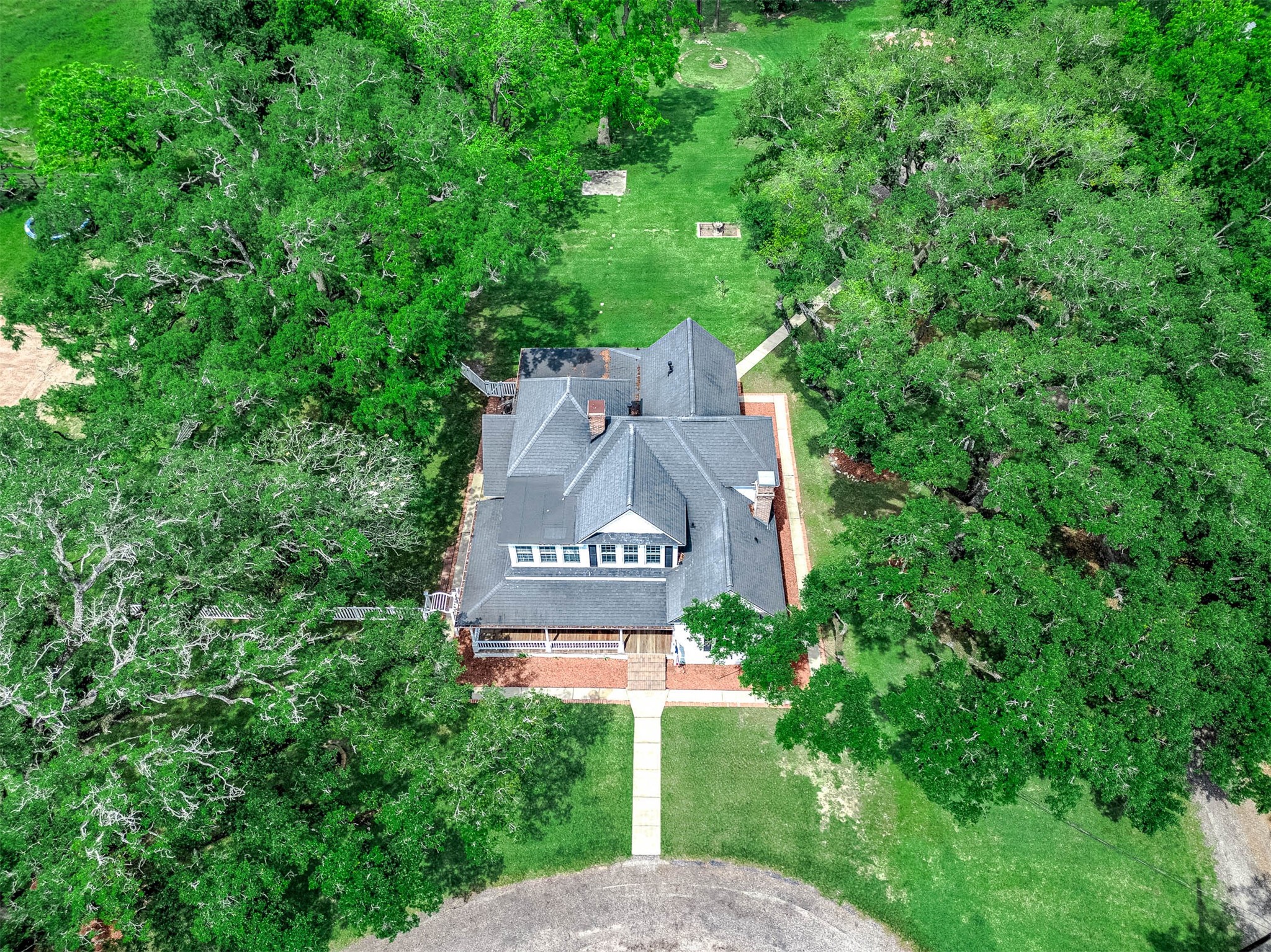 600 South Walker Street Angleton, TX 77515 - Photo 10 of 50