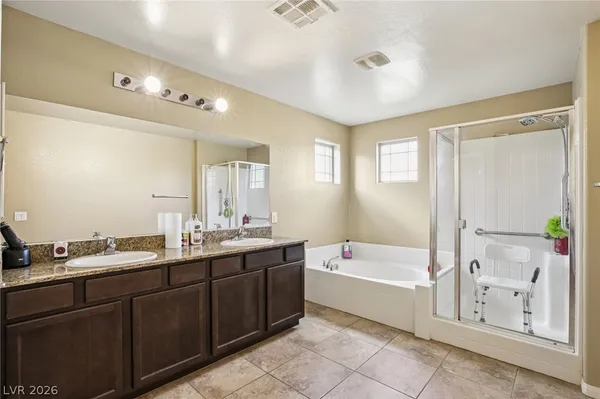 $555,000 | 3957 East Carla Ann Road, North Las Vegas, NV 89081