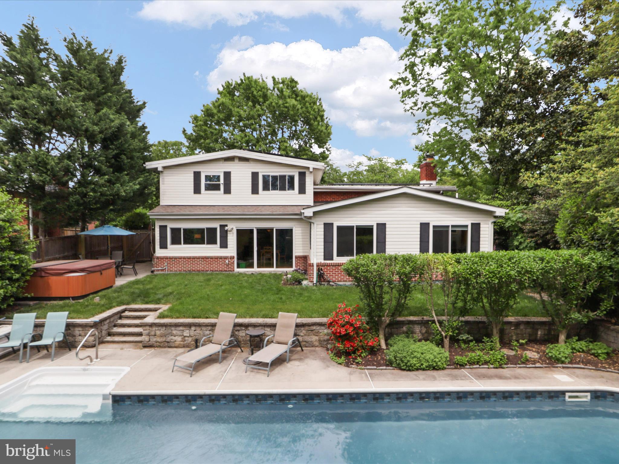 5002 Richenbacher Avenue Alexandria, VA 22304 - Photo 3 of 46 Heated inground pool