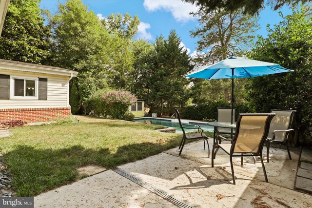 $923,000 | 5002 Richenbacher Avenue, Alexandria, VA 22304