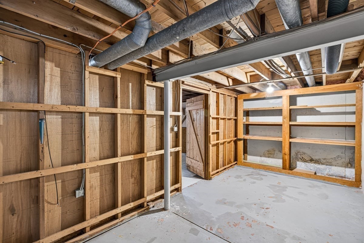 172 Harwich Road West Springfield, MA 01089 - Photo 36 of 41 Gallery Image 36