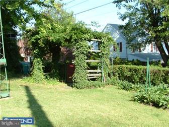 129 Franklin Street Shillington, PA 19607 - Photo 3 of 7