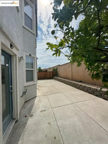 $3,400 | 645 Rockspray Circle, Pittsburg, CA 94565