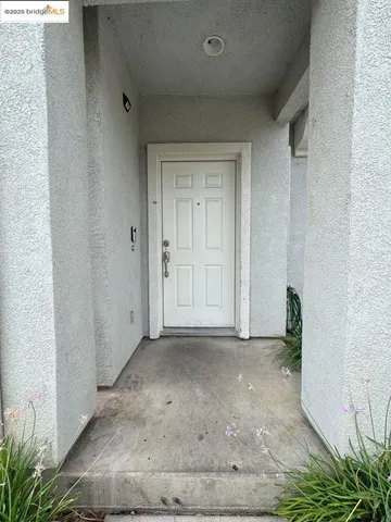 $3,400 | 645 Rockspray Circle, Pittsburg, CA 94565