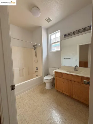 $3,400 | 645 Rockspray Circle, Pittsburg, CA 94565