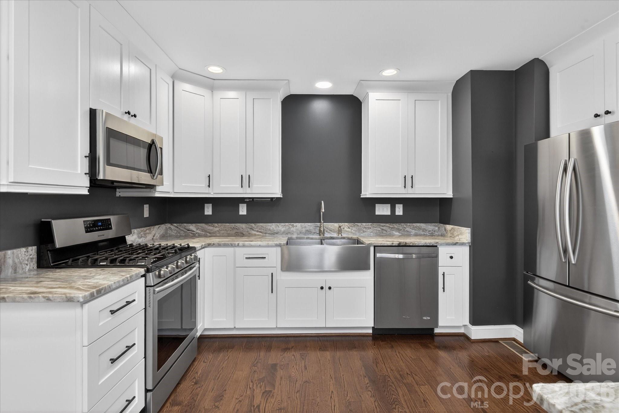 1125 Bethel Road Charlotte, NC 28208 - Photo 6 of 34