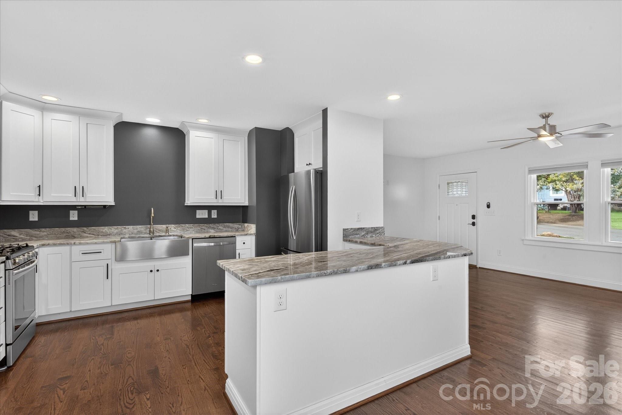 1125 Bethel Road Charlotte, NC 28208 - Photo 9 of 34