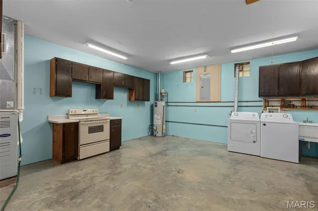 $329,000 | 610 Rotary Street, Gillespie, IL 62033