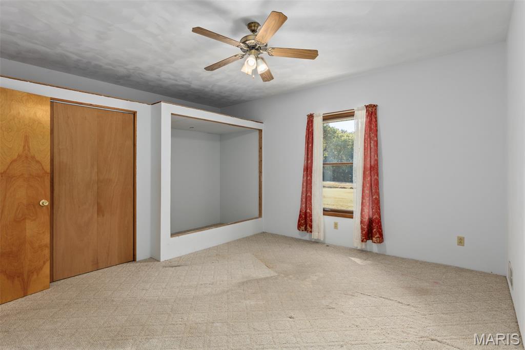 610 Rotary Street Gillespie, IL 62033 - Photo 20 of 65