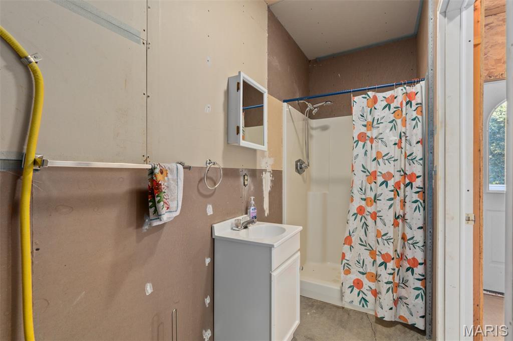 610 Rotary Street Gillespie, IL 62033 - Photo 25 of 65