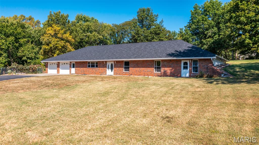 610 Rotary Street Gillespie, IL 62033 - Photo 32 of 65