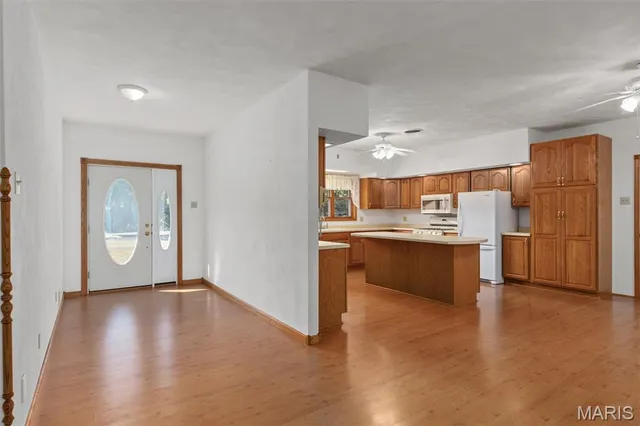 $329,000 | 610 Rotary Street, Gillespie, IL 62033