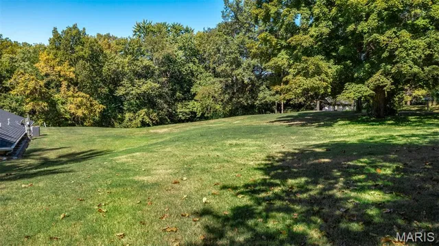 $329,000 | 610 Rotary Street, Gillespie, IL 62033