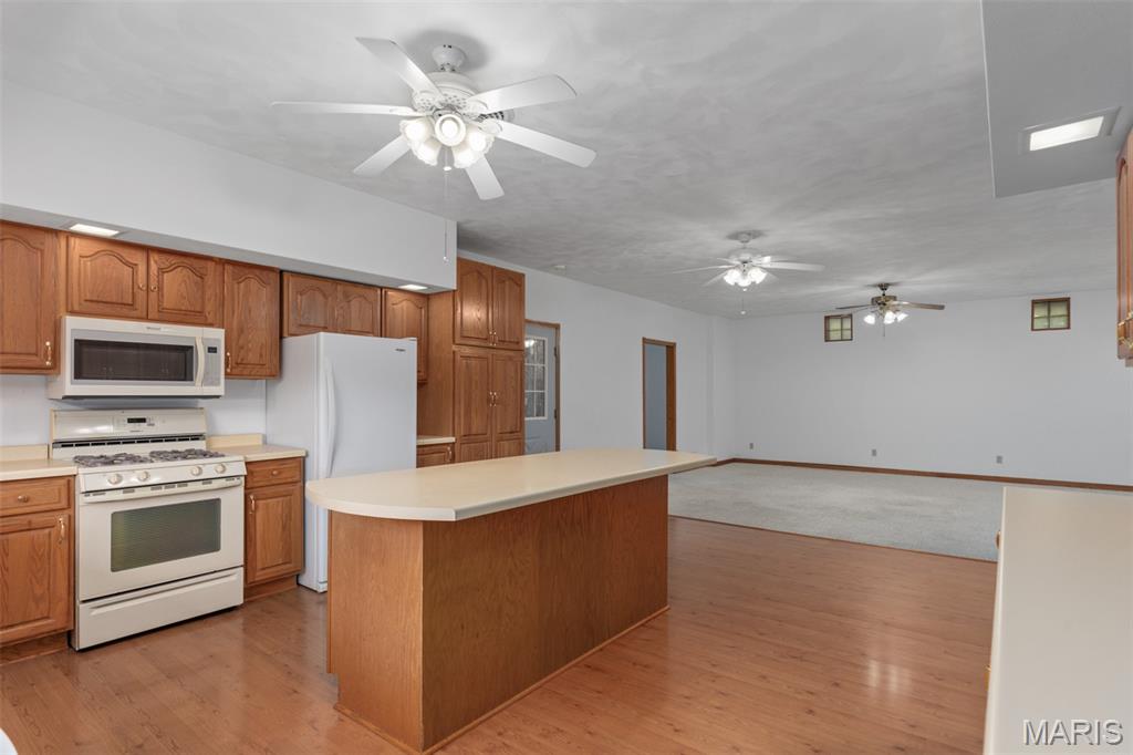 610 Rotary Street Gillespie, IL 62033 - Photo 10 of 65