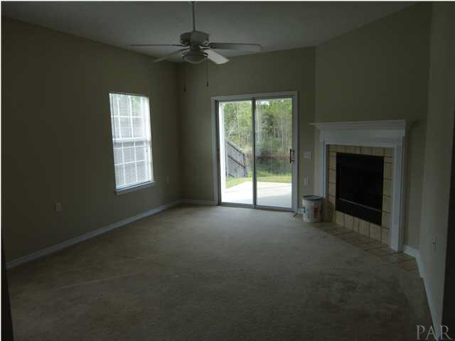 3678 Quail Run Road Gulf Breeze, FL 32563 - Photo 5 of 16 Family room