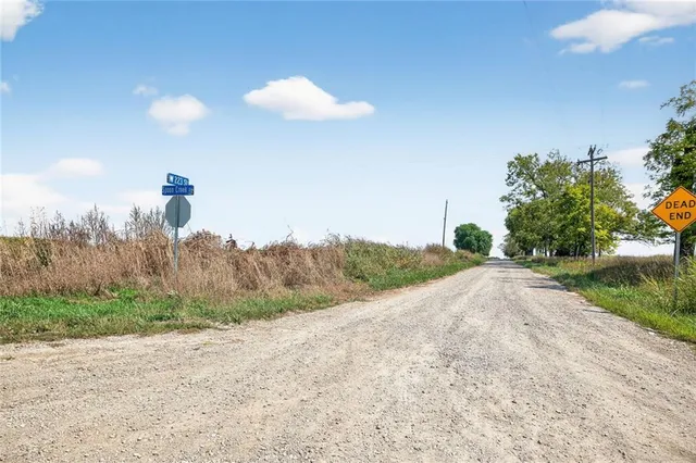 $754,320 | 223 West W Street, Edgerton, KS 66021