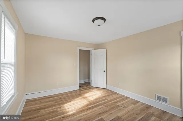 $320,000 | 109 Poplar Street, Williamstown, NJ 08094