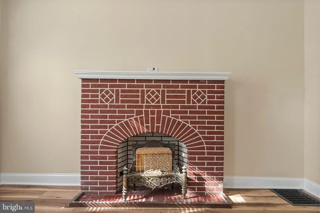 $320,000 | 109 Poplar Street, Williamstown, NJ 08094