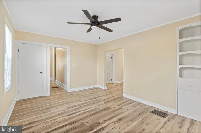 $320,000 | 109 Poplar Street, Williamstown, NJ 08094