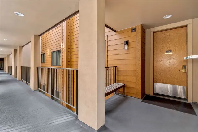 $1,875,000 | 2200 Apres Ski Way, Unit 212, Steamboat Springs, CO 80487