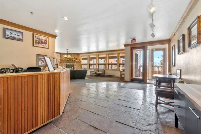 $1,875,000 | 2200 Apres Ski Way, Unit 212, Steamboat Springs, CO 80487