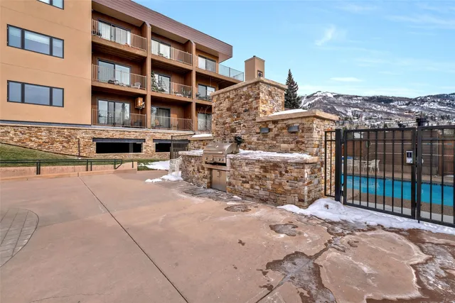 $1,875,000 | 2200 Apres Ski Way, Unit 212, Steamboat Springs, CO 80487