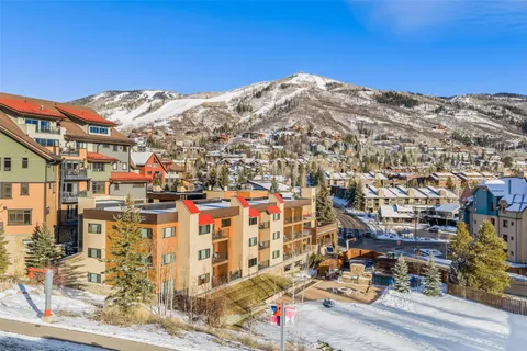 $1,875,000 | 2200 Apres Ski Way, Unit 212, Steamboat Springs, CO 80487