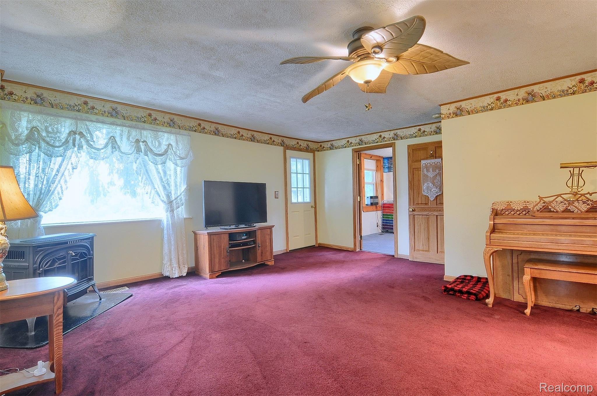 7-Living Room 2nd View.jpg