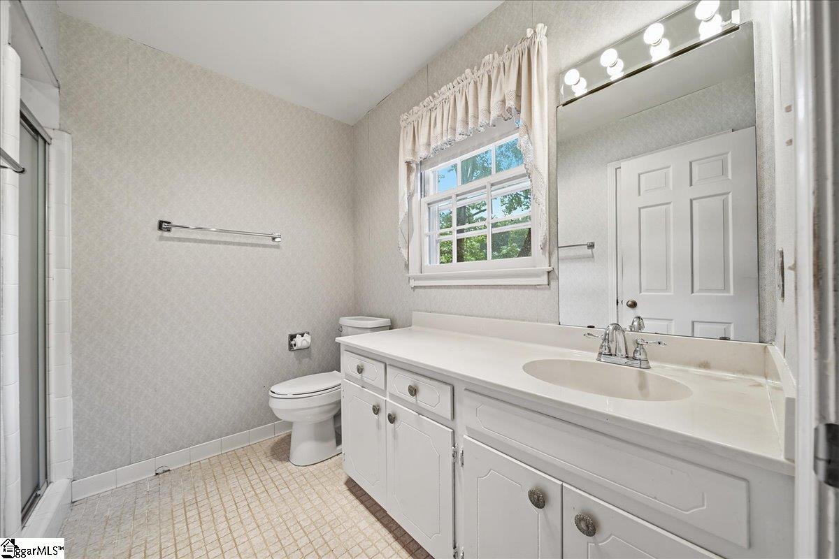 201 Crepe Myrtle Court Greenville, SC 29607 - Photo 24 of 36