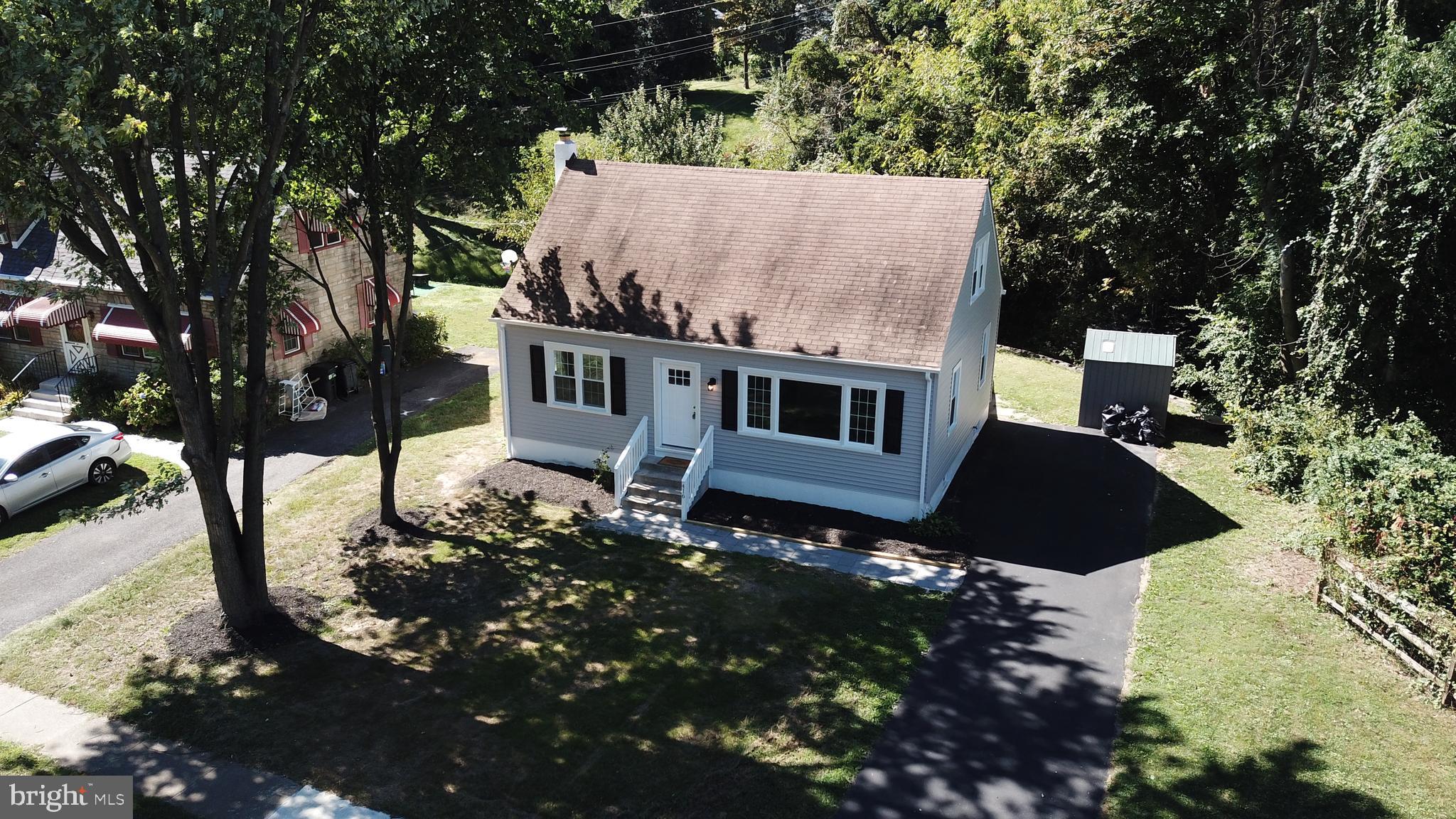416 Brookhaven Road Brookhaven, PA 19015 - Photo 2 of 40
