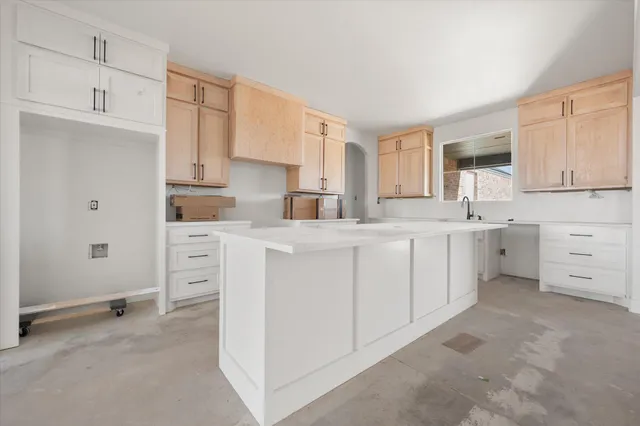 $593,500 | 307 Boxwood Avenue, New Home, TX 79381