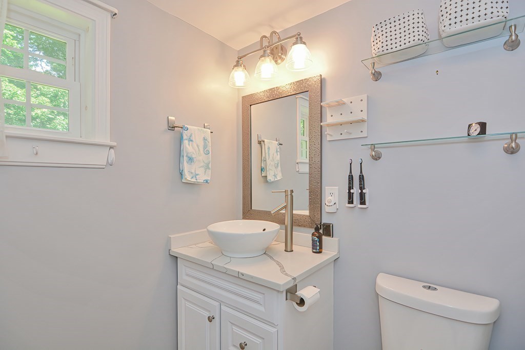 140 Chapin Road Hudson, MA 01749 - Photo 14 of 39 Gallery Image 14