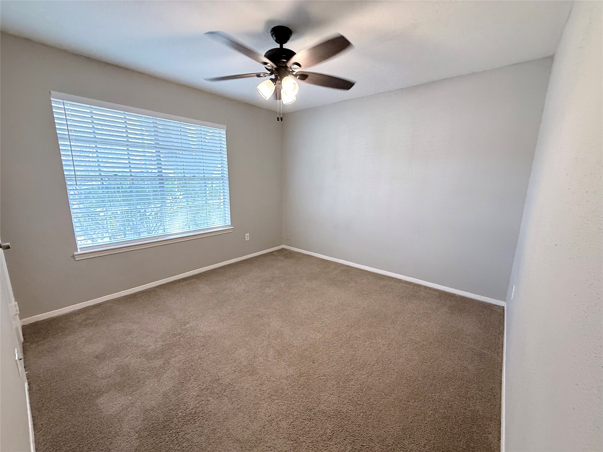 29619 Atherstone Street Spring, TX 77386 - Photo 22 of 28 Secondary Bedroom