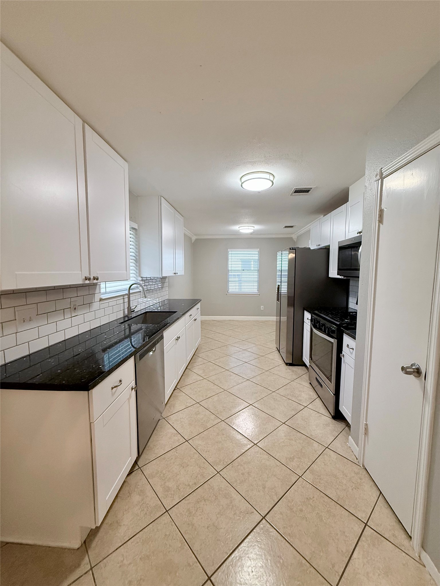 29619 Atherstone Street Spring, TX 77386 - Photo 9 of 28
