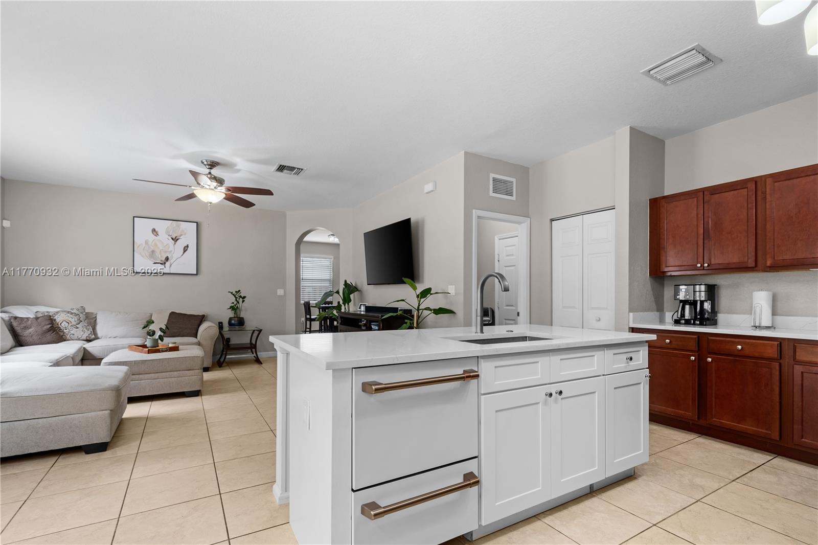 252 Northeast 33rd Terrace Homestead, FL 33033 - Photo 17 of 75