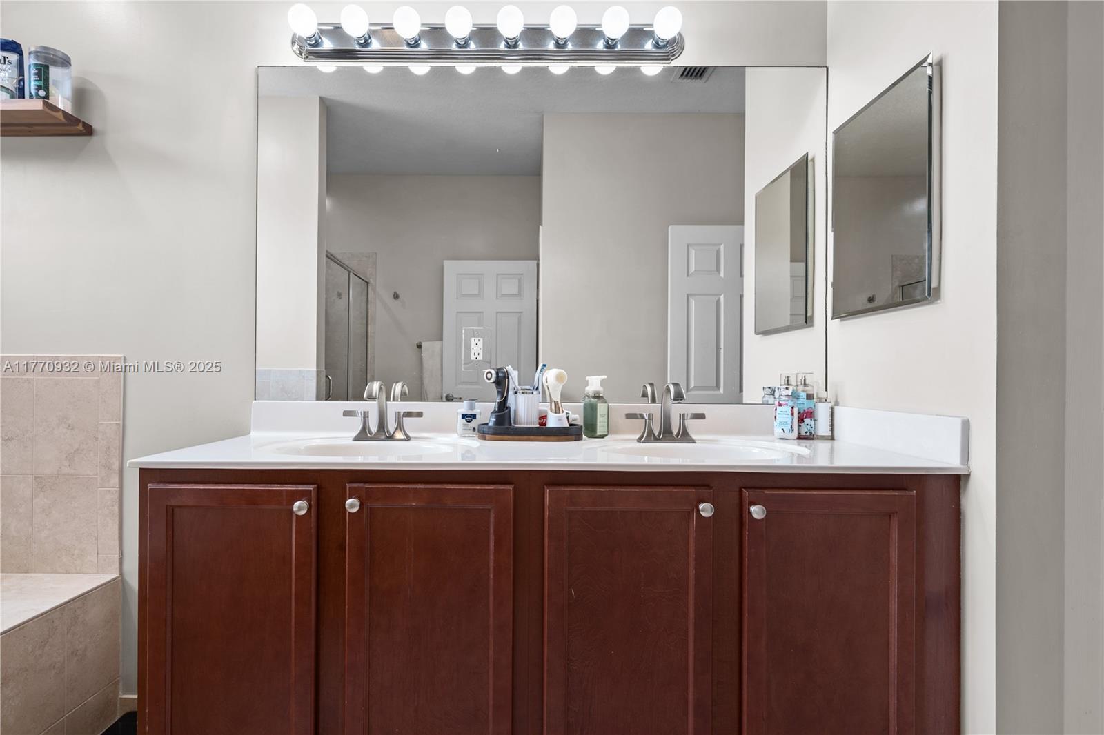 252 Northeast 33rd Terrace Homestead, FL 33033 - Photo 40 of 75