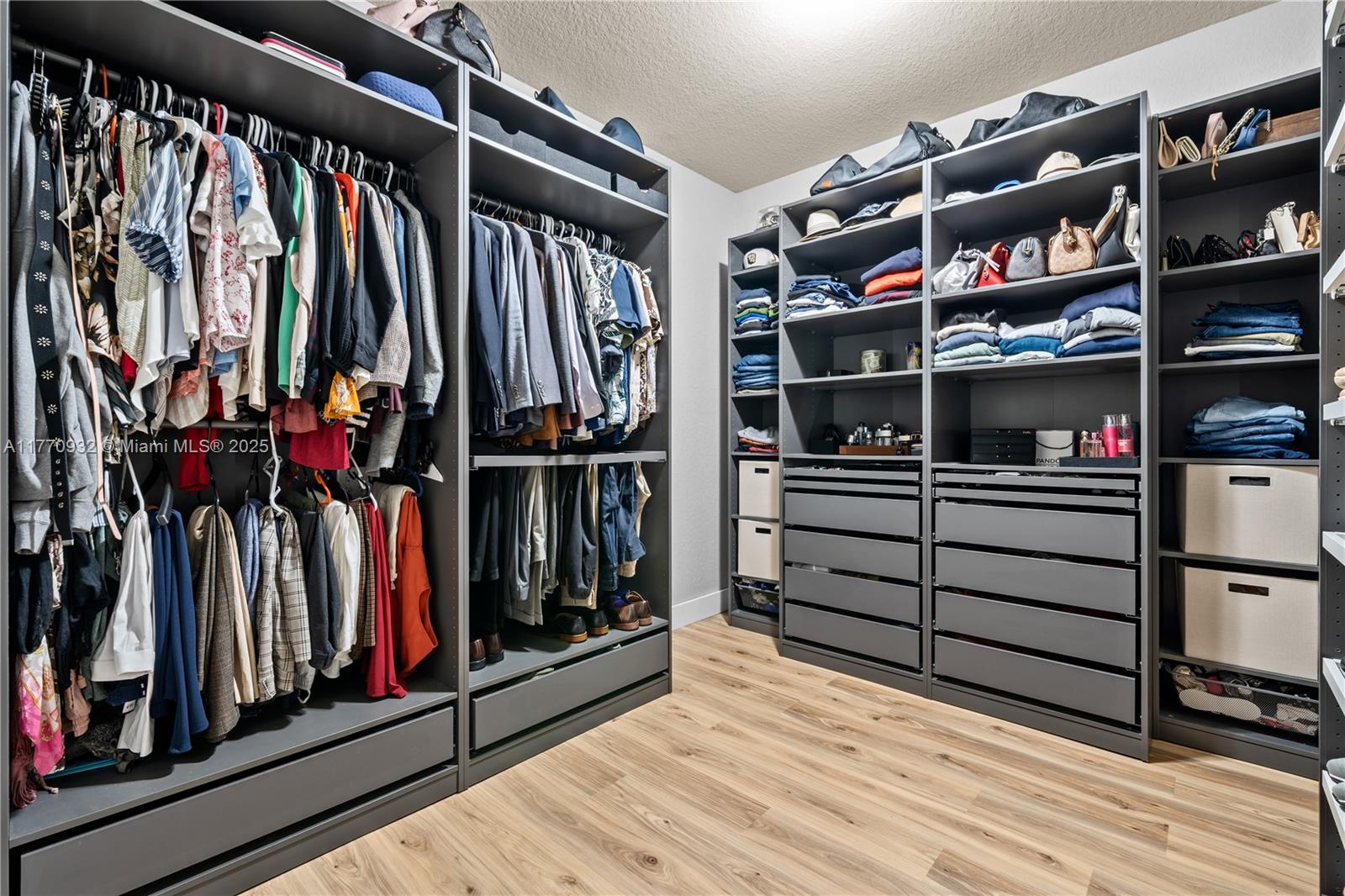 252 Northeast 33rd Terrace Homestead, FL 33033 - Photo 41 of 75