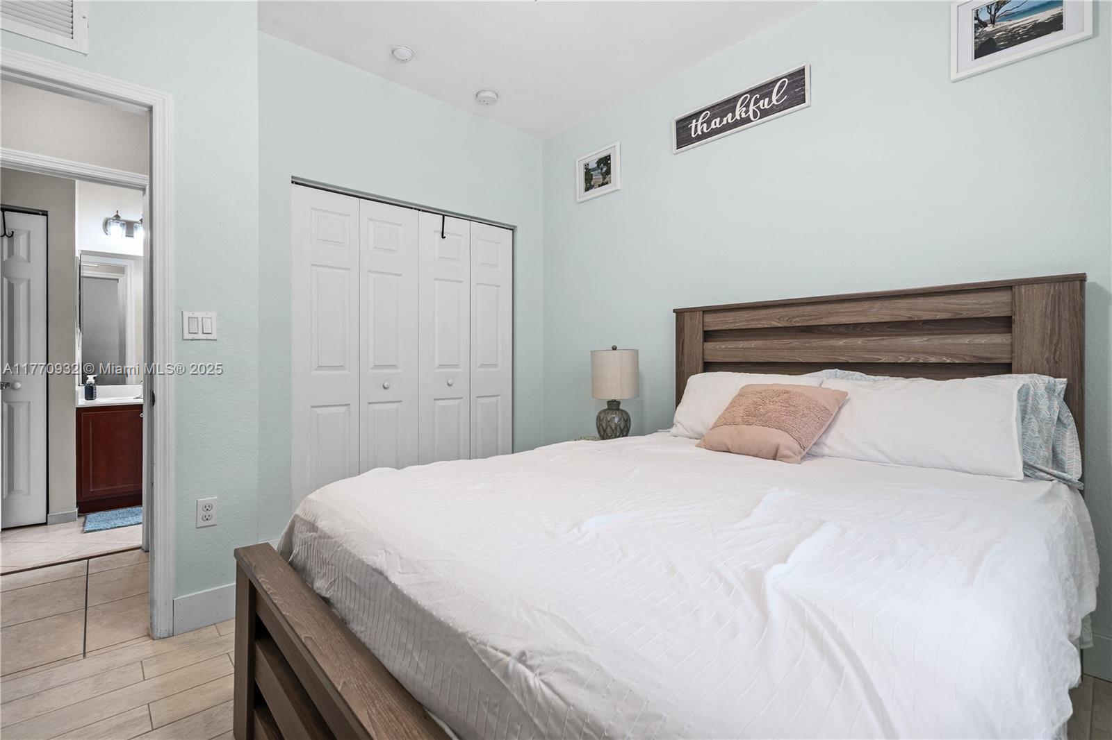 252 Northeast 33rd Terrace Homestead, FL 33033 - Photo 7 of 75