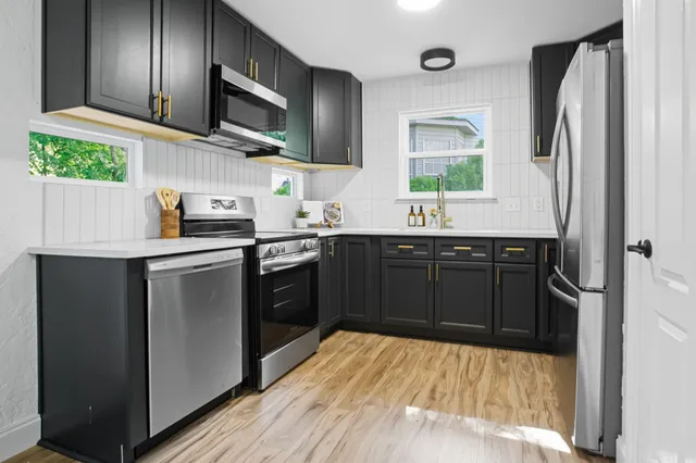 $417,500 | 4745 Aaron Drive, Nashville, TN 37211