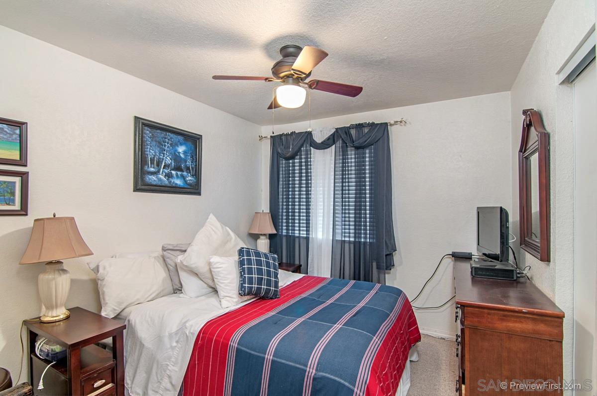 9737 Abbeyfield Road Santee, CA 92071 - Photo 12 of 25 Gallery Image 12