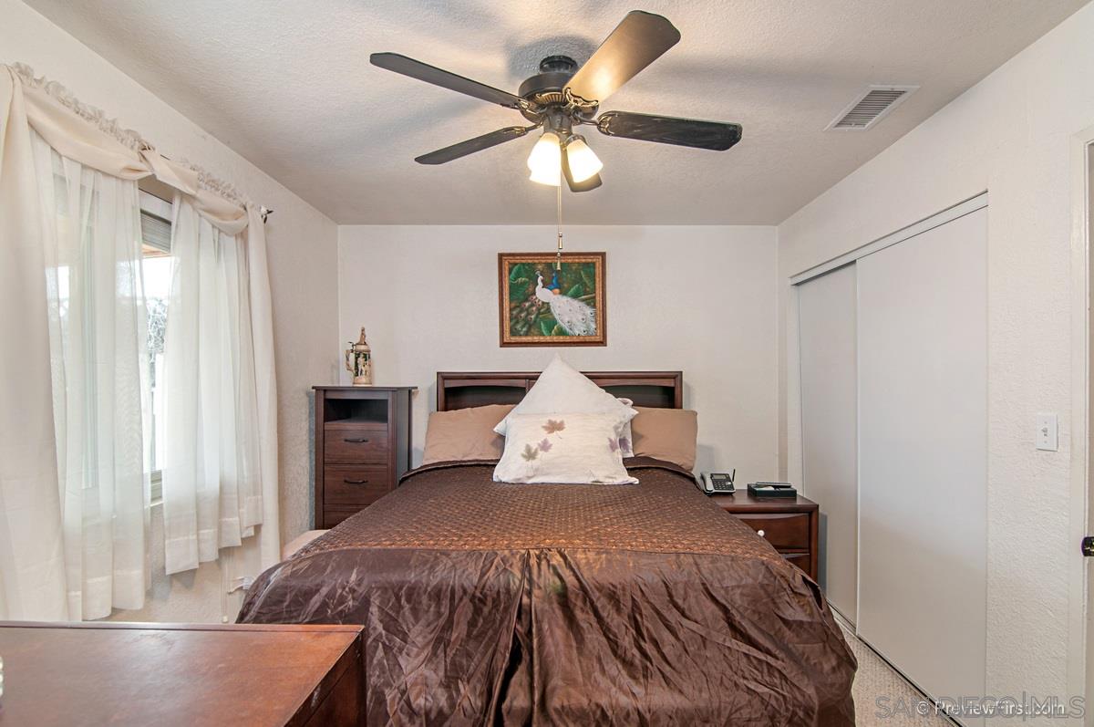 9737 Abbeyfield Road Santee, CA 92071 - Photo 15 of 25 Gallery Image 15