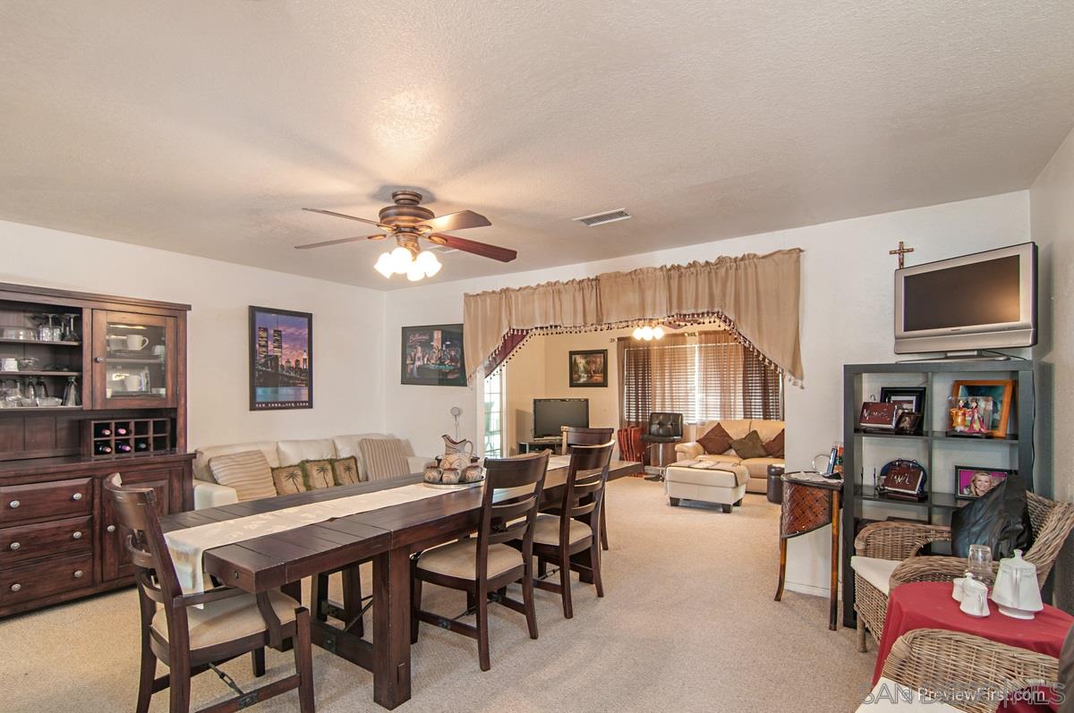 9737 Abbeyfield Road Santee, CA 92071 - Photo 4 of 25 Gallery Image 4