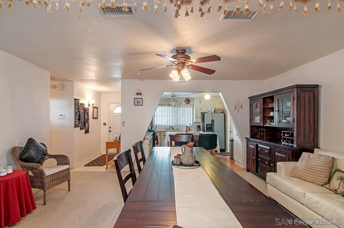9737 Abbeyfield Road Santee, CA 92071 - Photo 5 of 25 Gallery Image 5