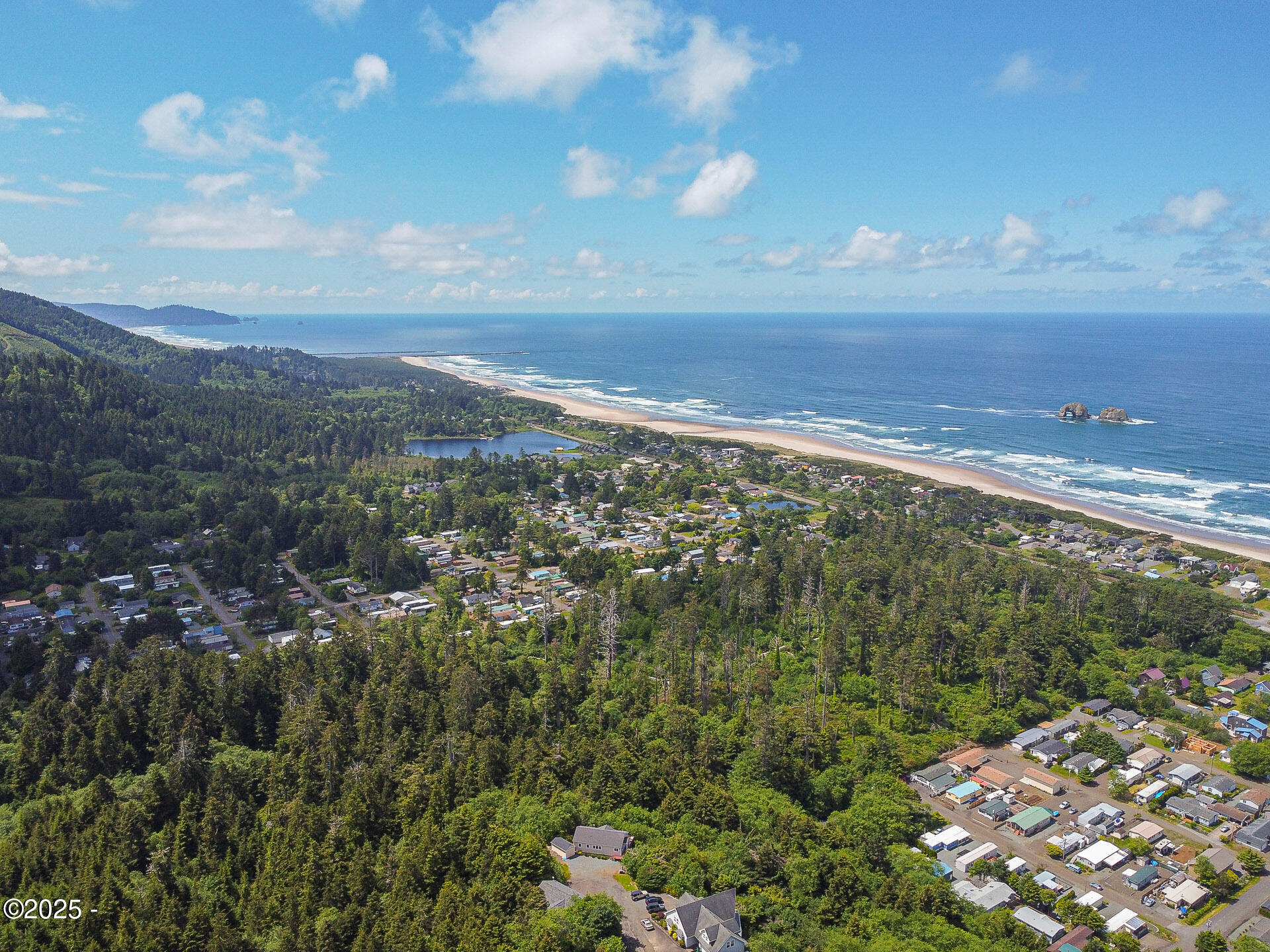 5200 South Longview Loop Rockaway Beach, OR 97136 - Photo 7 of 16 Picture 7