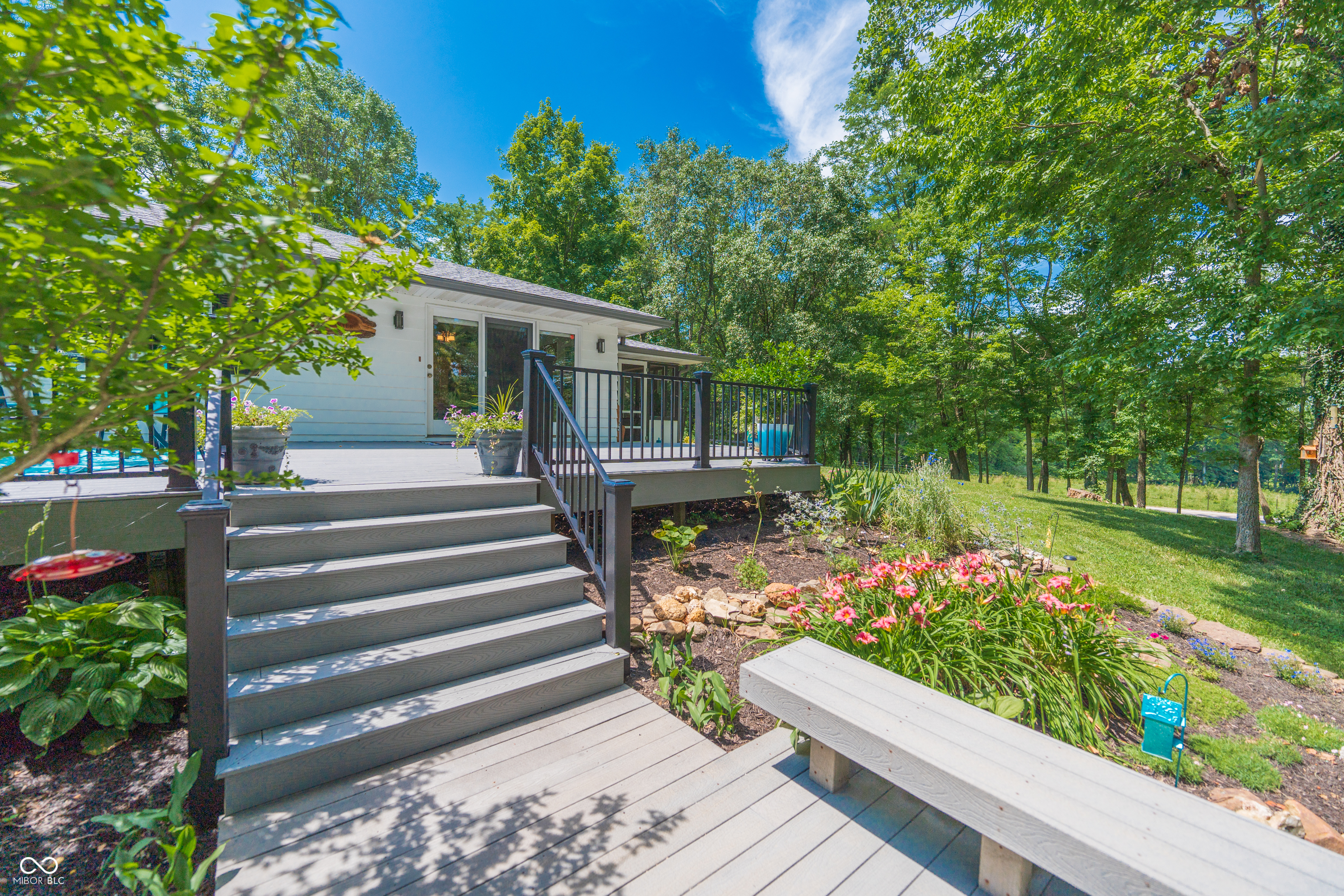 8099 South Breeden Road Bloomington, IN 47403 - Photo 3 of 36 Gallery Image 3