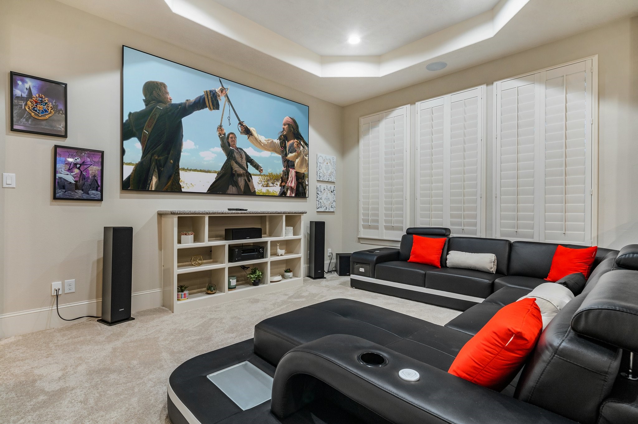 27411 Hazy Landing Court Spring, TX 77386 - Photo 21 of 50 a room with furniture and a lamp