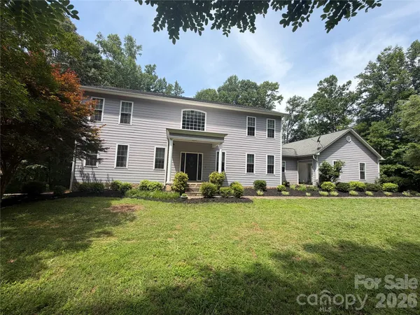 $497,500 | 690 Stacy Hill Road, Marion, NC 28752